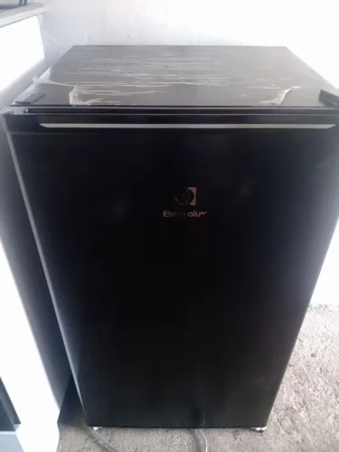 Frigobar 220v 