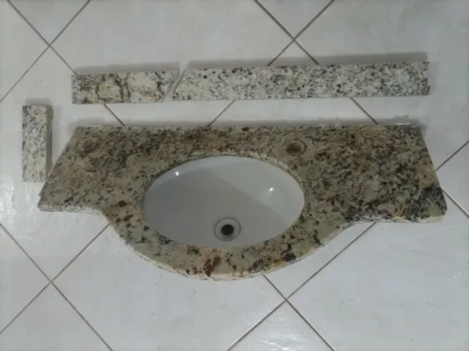 Pedra para Banheiro em Granito com Cuba Embutida