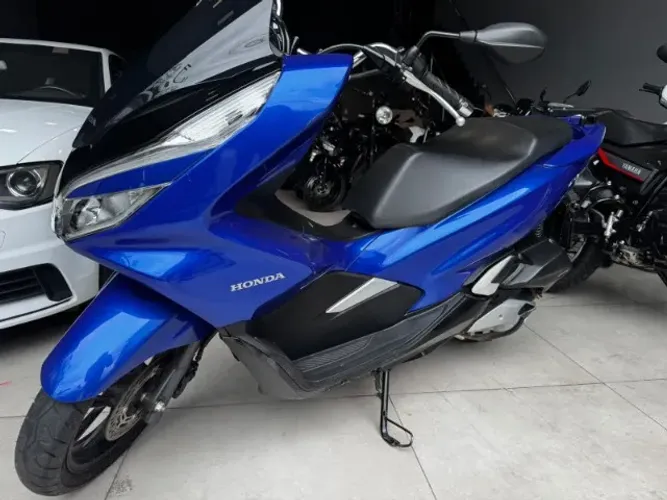 Honda PCX 2022 | 16 Mil Km | R$ 15.900 | Financiamos