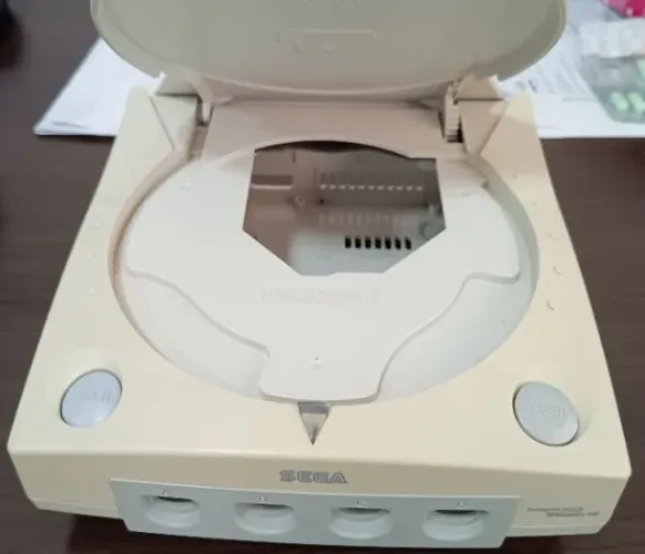 Carcaça Sega Dreamcast completa com modem branca peça case