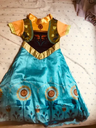 Fantasia infantil- menina - Ana Frozen - Aurora - Bela e a Fera
