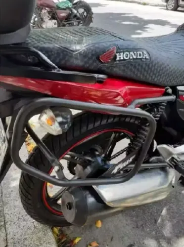 Vende Protetor Afastador alforge universal traseiro para moto
