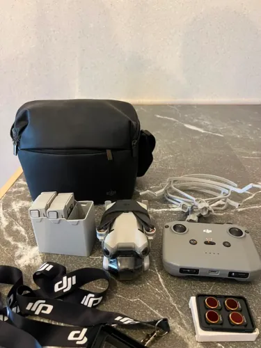 DJI MINI 4 PRO, FLY MORE, CONTROLE SEM TELA, COM FILTROS ND E MOCHILA