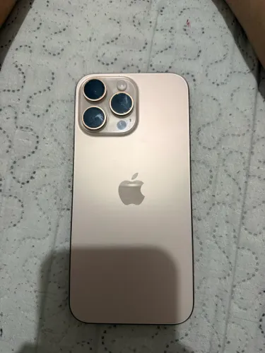 VENDE-SE IPHONE 16 PRO MAX