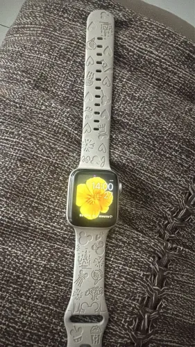 Relógio Apple Watch SE ( Gen 2) 44