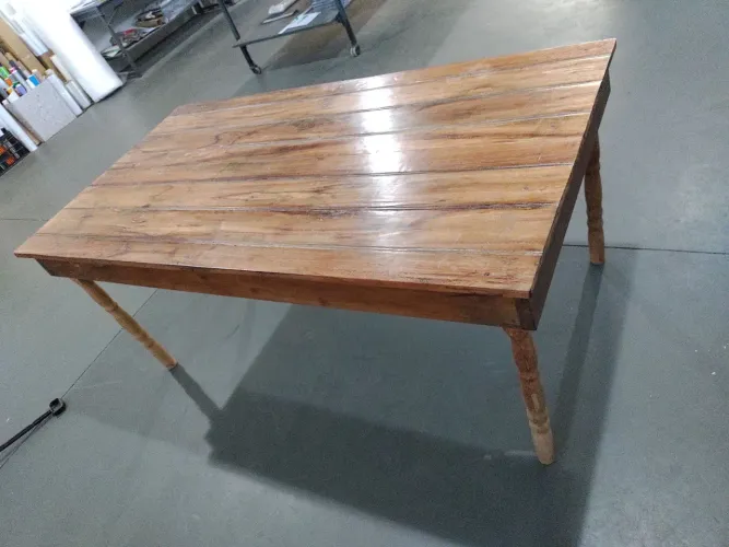 Mesa Rustica