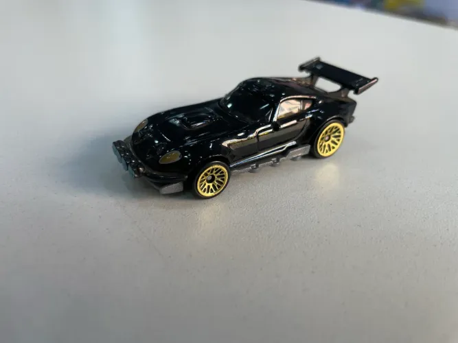Miniatura Hot Wheels - Custom Datsun 240Z (Preto)