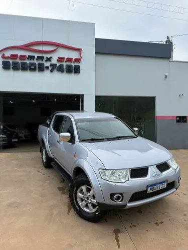 Mitsubishi L200 Triton HPE 3.2 CD TB Int.diesel AUT 2013