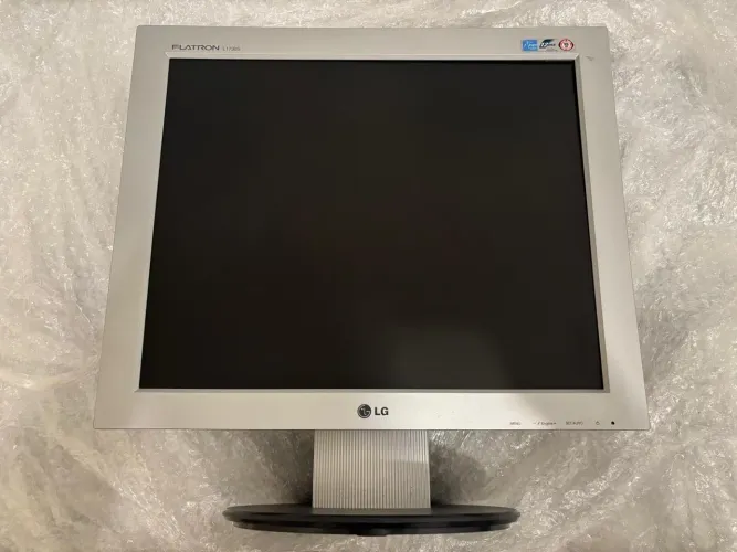 Monitor LG 17? LCD