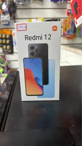 Vendo celular Redmi 12