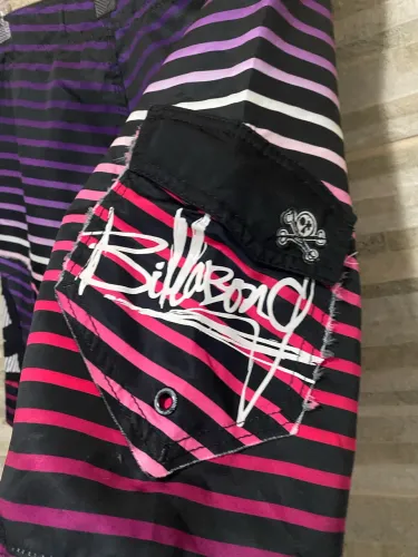 Bermuda Billabong tamanho 16