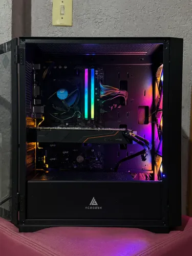 PC Gamer Intel i7 - GTX 1080 8GB - 16GB - SSD - PERFEITO ESTADO - ACEITO TROCAS