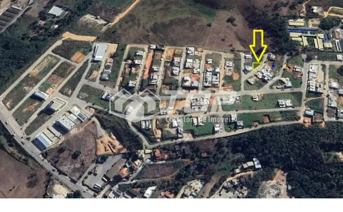 Lote à Venda Medindo 304,70m² no Loteamento Liberdade