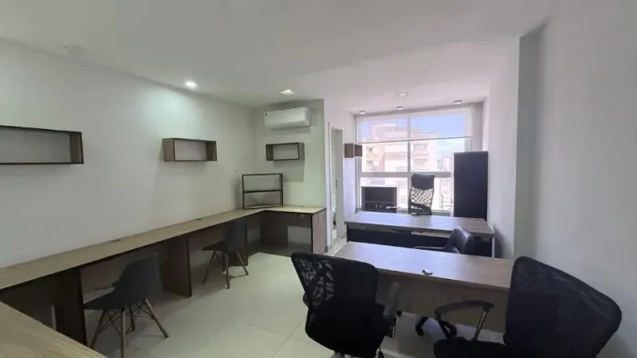 SALA COMERCIAL MOBILIADA PARA LOCAÇÃO - BUSINESS CENTER