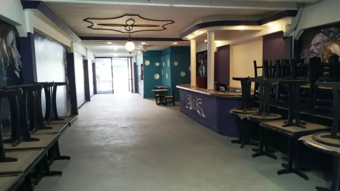 Salão Comercial de Alto Padrão para Locação na Vila Carvalho, Sorocaba-SP: 1 Sala, 2 Banhe