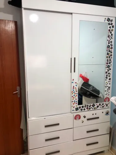 Guarda roupa infantil