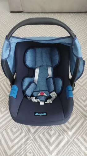 Vendo bebê conforto Burigotto
