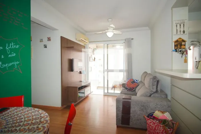 Apartamento à Venda - Sarandi II, 2 Quartos, 64 m2