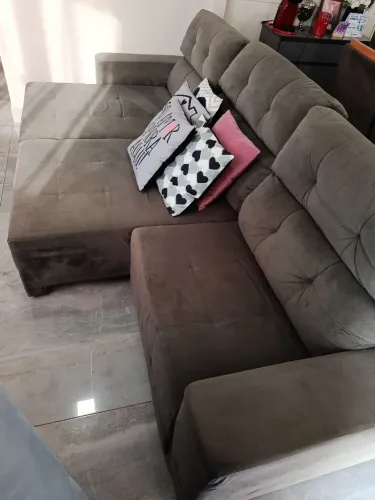 Vendo sofá Retratil e reclinável em ótimo estado
