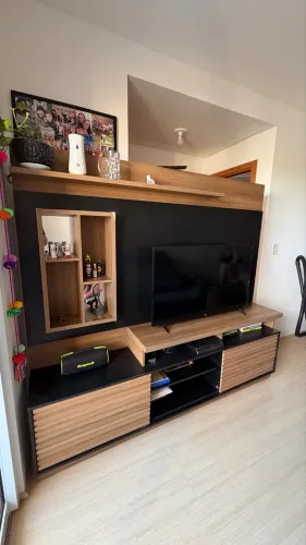 Estante painel home
