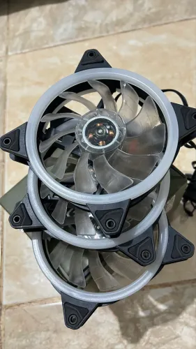 VENDO 3 FANS RGB