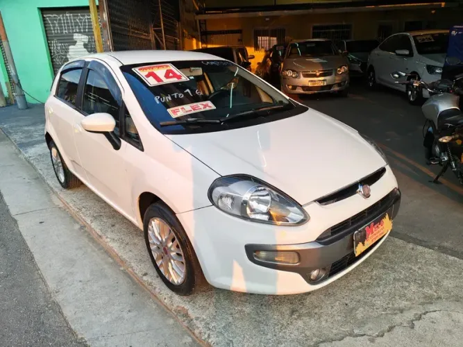 Fiat Punto Essence 1.6 Flex 16V 5P 2014