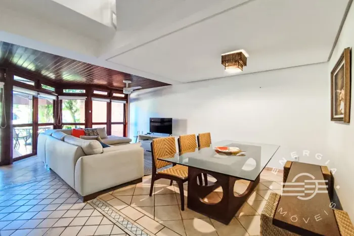 VILLÁGIO COM 3 DORMITÓRIOS (3 SUÍTES), 2 VAGAS, 130M² ÁREA ÚTIL À VENDA EM RIVIERA DE SÃO