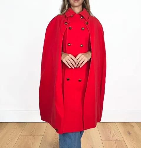 capa poncho alongado lã batida com botões luxo vermelho Tam gg