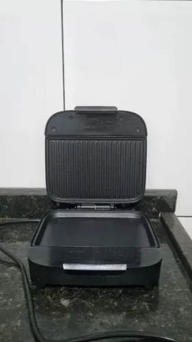 Sanduicheira Grill Cadence Click Preto San400 127v