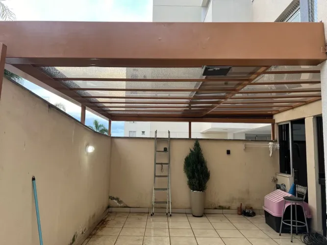 Toldos e coberturas 