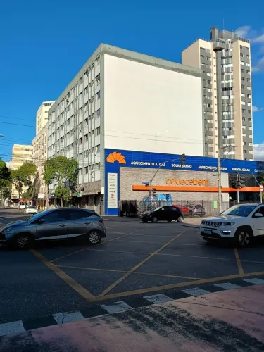 Kitnet centro bem localizado, direto com proprietário.