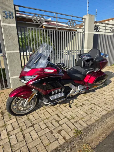 goldwing 2019 muito nova