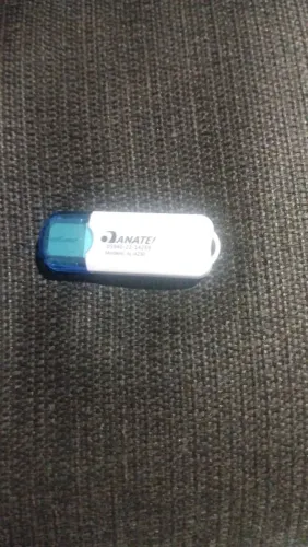 Adaptador de bluetooth novo só está fora da embalagem 