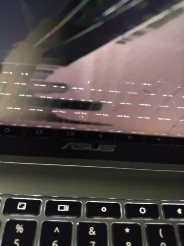 Asus Chrome book leiaaa