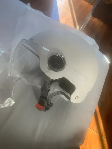 Capacete ciclismo, ou scooter elétrica