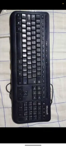 Teclado Microsoft wired 600