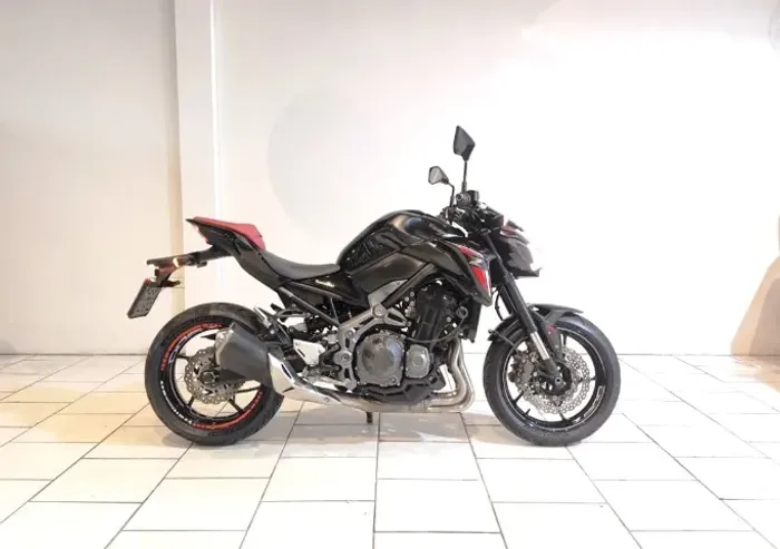 KAWASAKI Z900 ABS 2018 PRETA