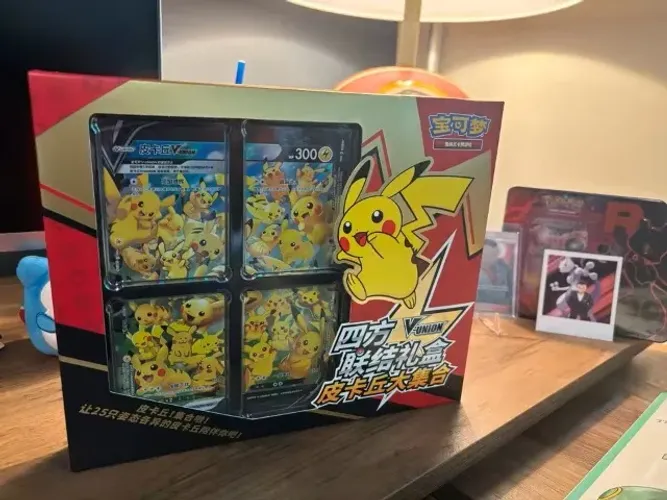 Pokémon TCG - Box Pikachu V-Union (CHN) Originail/Lacrado