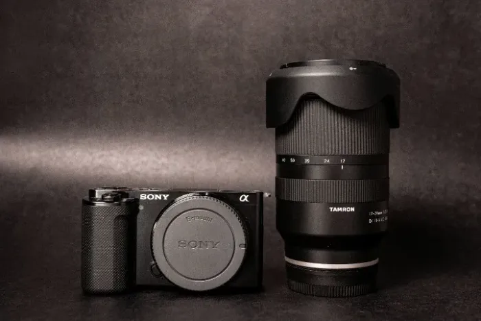 SONY ZV-E10 + TAMRON 17-70mm f/2.8