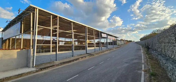 Galpão 650m² para locação no Floresta Encantada, Esmeraldas. Localização estratégica na MG