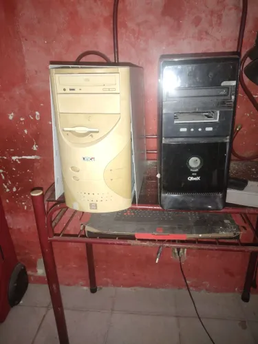 Vendo dois PCs prara peças 120