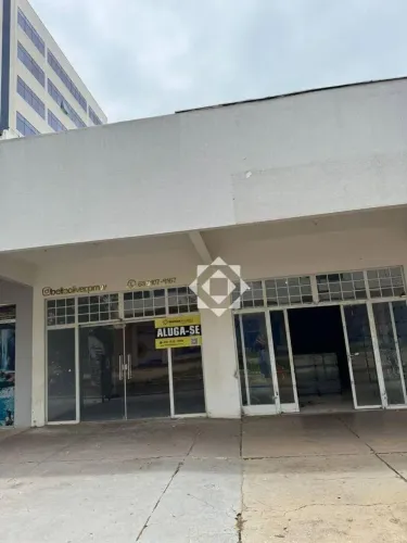 Sala comercial com 43 m² na 104 Norte próxima à Avenida JK
