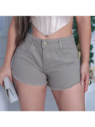 Shorts jeans feminino Bege tam 36,38,40,42 apenas R$38 cada peça 
