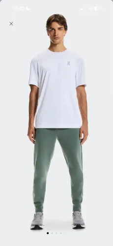 Calça on running focus tech sweatpants olive 