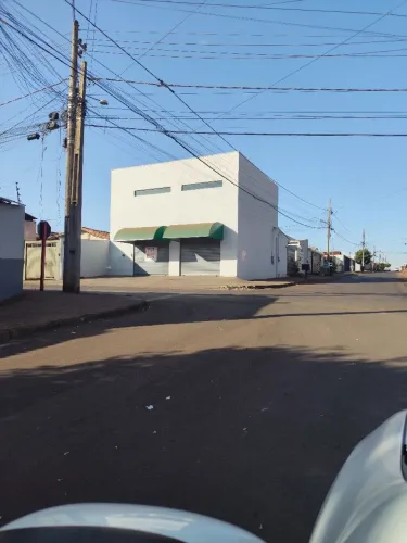 Galpão com mezanino