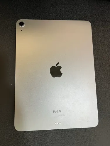iPad Air M2