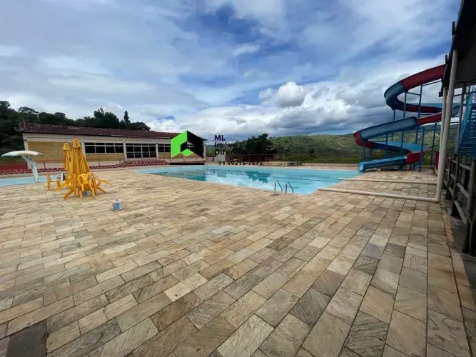 Clube Girassol - Excelente Oportunidade Comercial de Investimento em - Ubaíra - BA