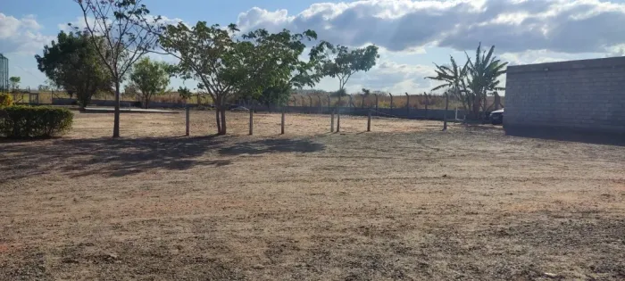 Espaço perfeito para a implementação do seu negócio! Terreno com 4.500 m2 - 6.300 m2!!!  