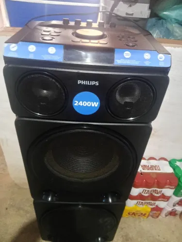 Vendo uma torre de som da marca Philips
