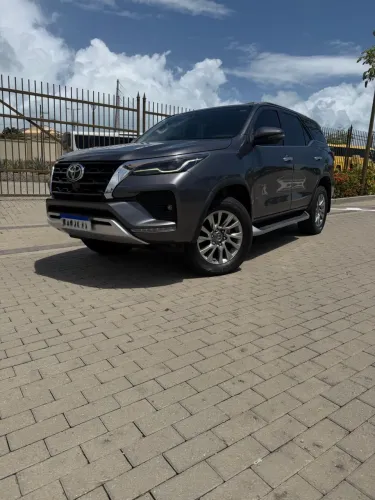 Toyota Hilux SW4 SRX 4X4 2.8 TDI 16V Dies. Aut. 2024